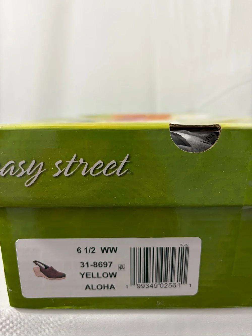 easy street •women’s size
